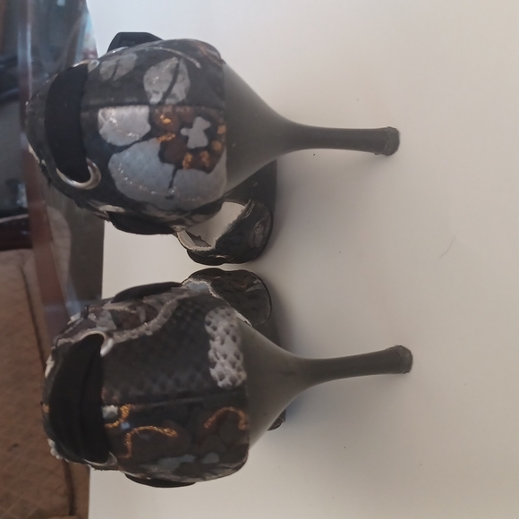 Annabelle Black Heels Size 8 - Picture 3 of 5